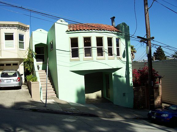 2nd image of 37 Elk St
