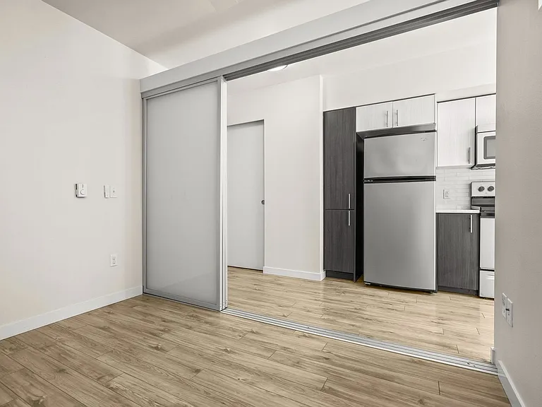 Contour Apartments — Photo 81