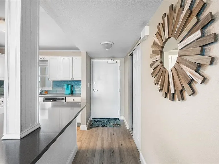 1270 Gulf Blvd #606 — Photo 5