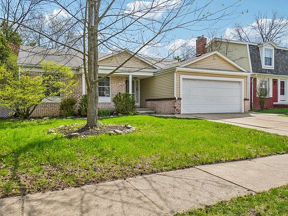 2nd image of 183 Fairhills Dr