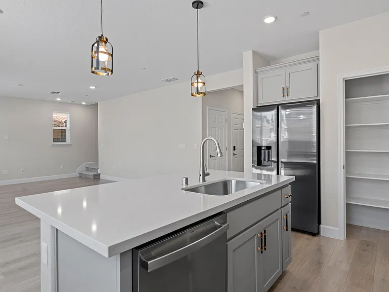 548 Aliki Dr — Photo 18