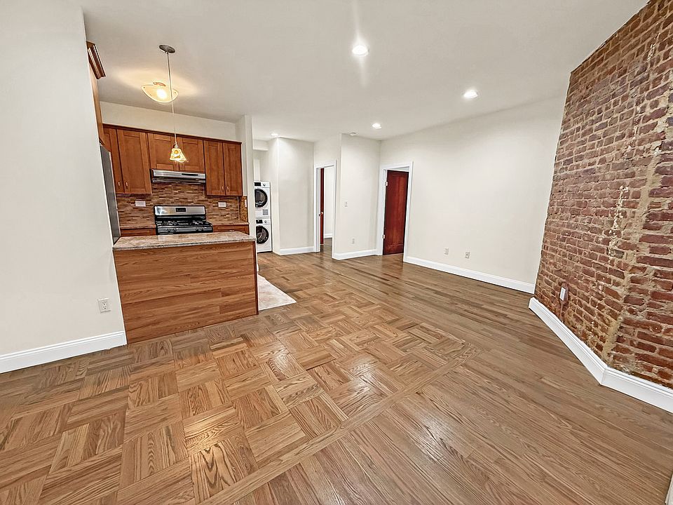 1st image of 500 Fort Washington Ave APT B2