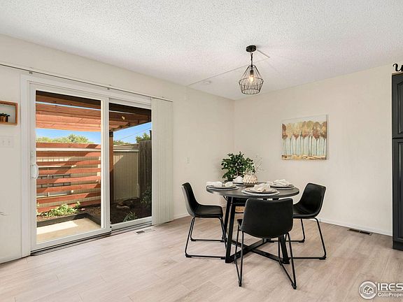 4th image of 687 S Zinnia Ct