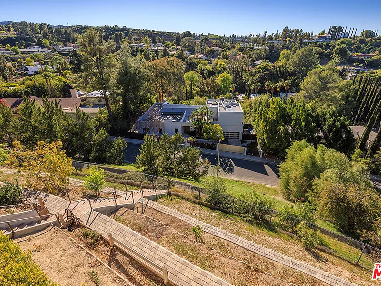 17108 Oak View Dr — Photo 35