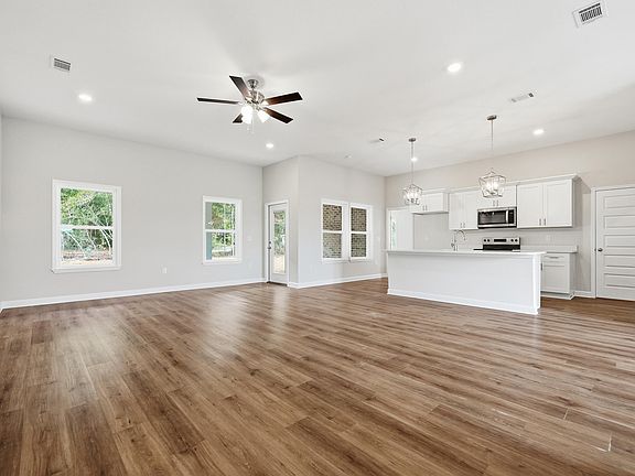3rd image of 6106 Mildreds Way