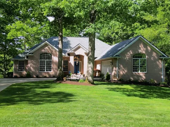 409 Legends Dr, Springville, TN 38256