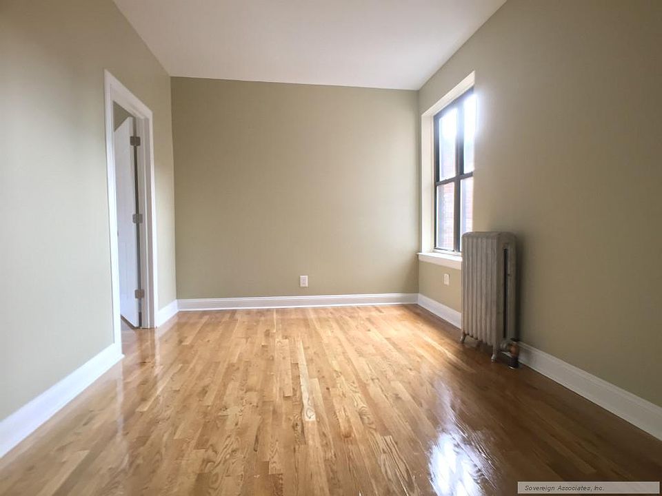 1st image of 105 Audubon Ave APT 4A