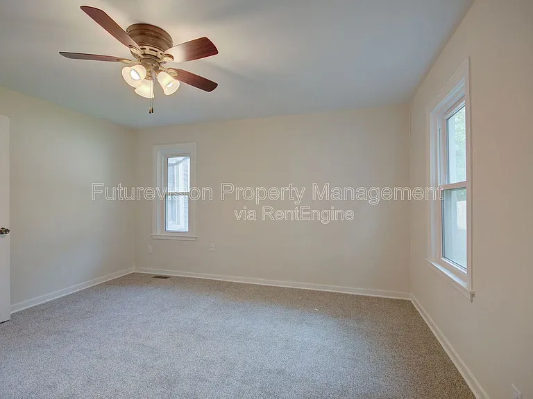 1302 S State St #1 — Photo 11