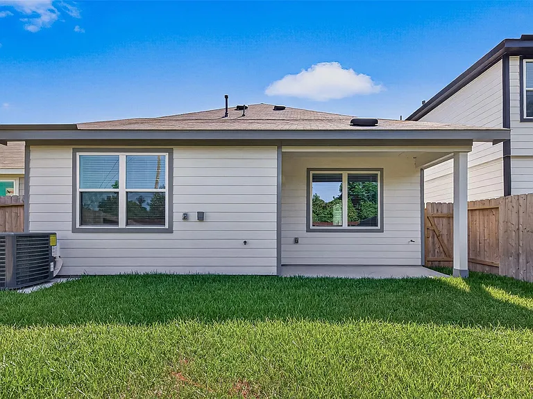 15610 Coneflower Hills Dr — Photo 46