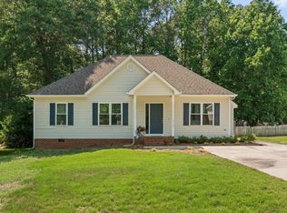 2733 Glastonbury Rd, Apex, NC 27539