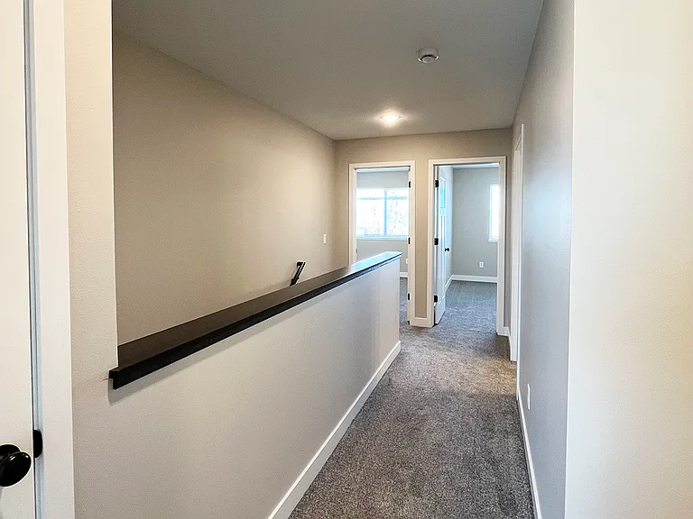 2325 Excel Dr — Photo 13