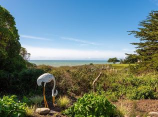221 Los Santos Dr, Bodega Bay, CA