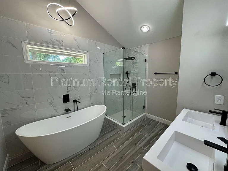 1872 Cannon St — Photo 22