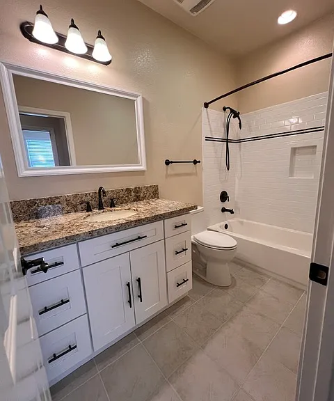 2413 Las Palomas Loop — Photo 14