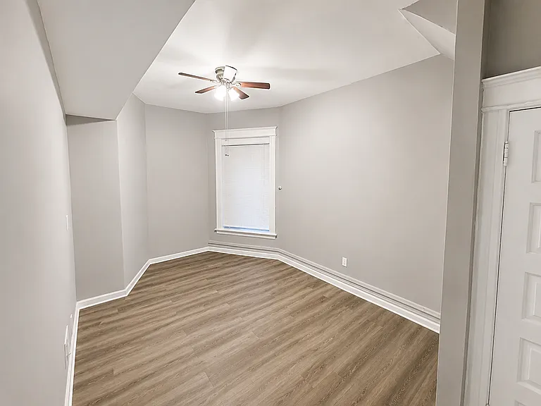 6426 S Ingleside Ave #2 — Photo 5