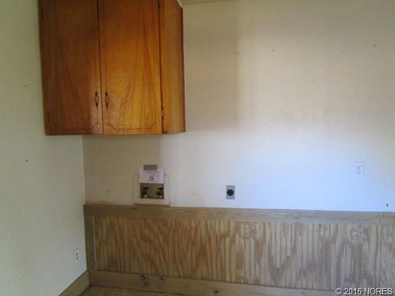 5th image of 410 S 2nd St
