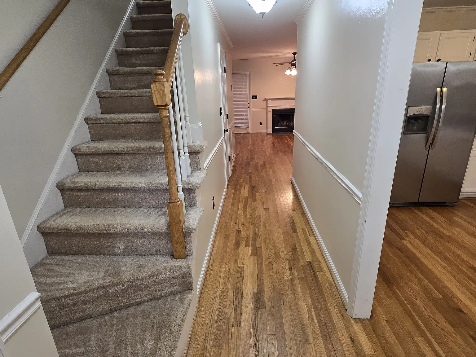 2 bed, 2.5 bath, 1206 sqft, $1,300 — Photo 2