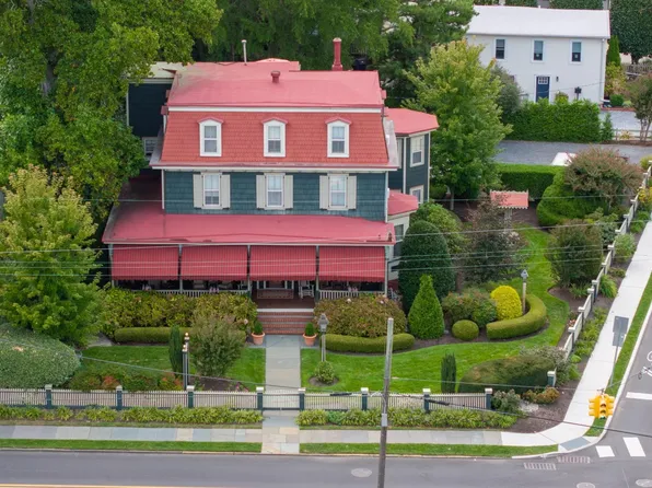 933 Washington St, Cape May, NJ 08204