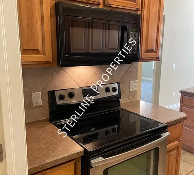 2701 Fawn Lily Rd — Photo 11