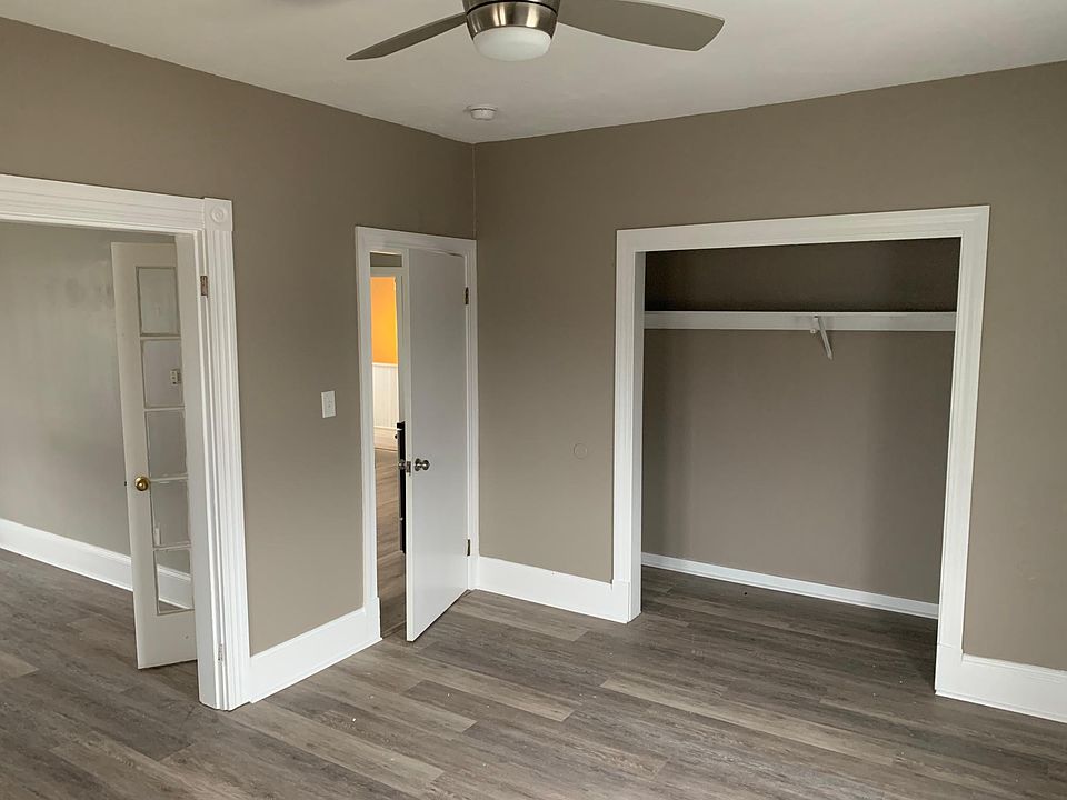 1st image of 196 Railroad St APT 3