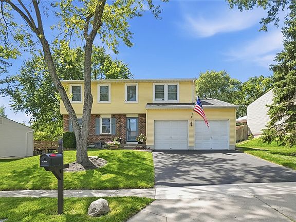 3rd image of 339 Blumen Ln