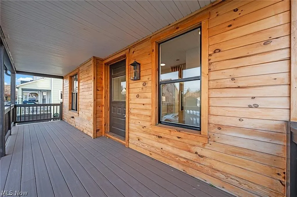 4 bed, 3.5 bath, 2363 sqft, $3,000 — Photo 3