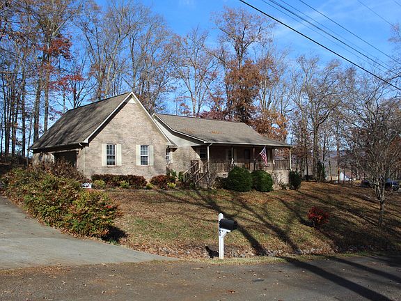 2nd image of 266 Lori Ln