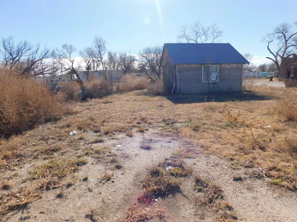 107 S Main St, Hooker, OK 73945