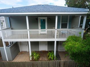 922 Avenue L, Galveston, TX 77550