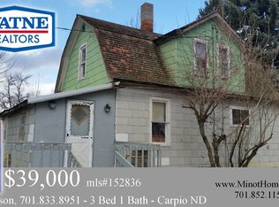 301 W Lincoln Ave, Carpio, ND 58725