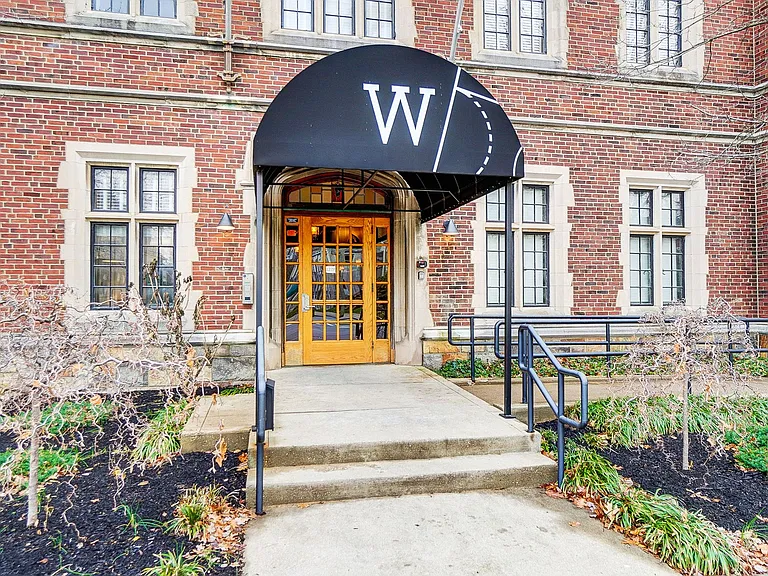 The Williams — Photo 14