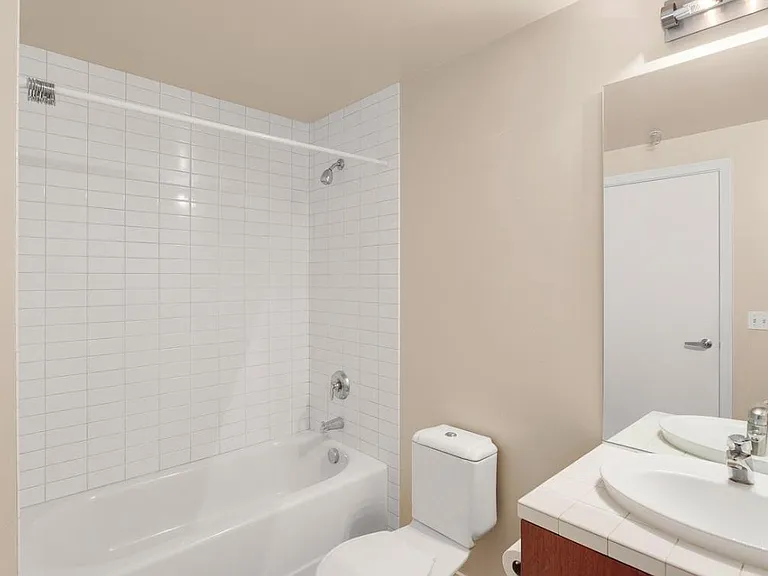 1926 W Burnside St NE #1510 — Photo 13