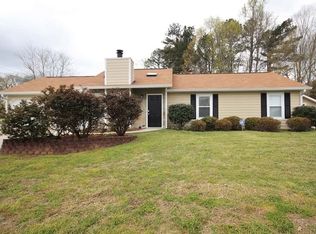 1695 Liberty Trl, Lithia Springs, GA 30122