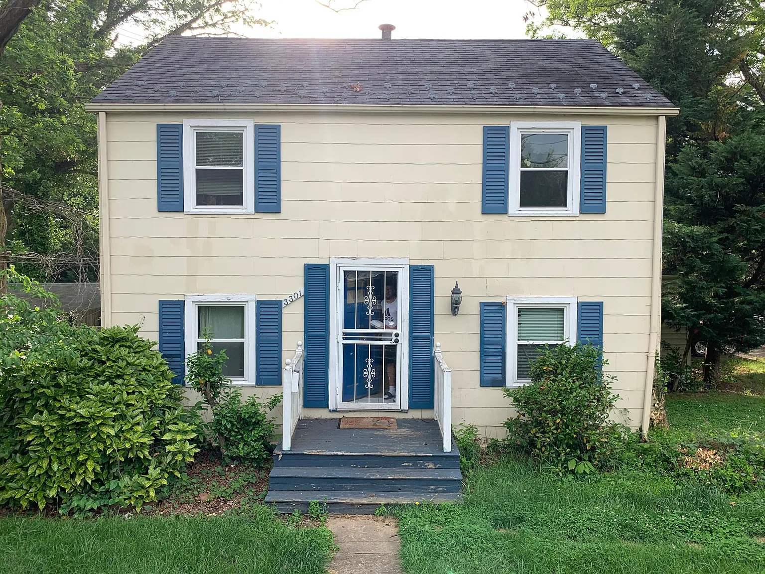 5 bed, 1404 sqft, $2,900 — Photo 3