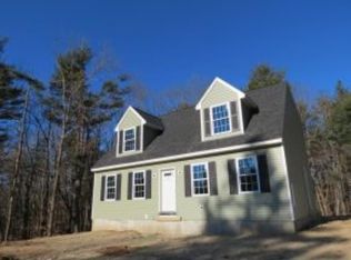 5 Elizabeth Rd, Sandown, NH 03873