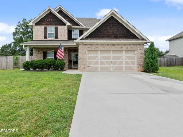 1310 Mary Katherine Dr, Maryville, TN 37804