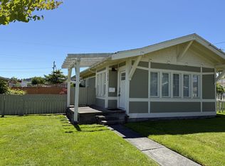 1015 23rd St, Anacortes, WA 98221