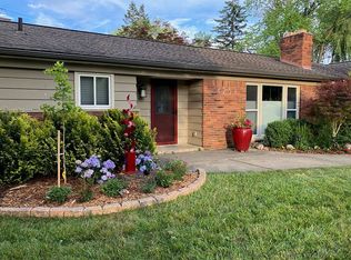 4251 Derry Rd, Bloomfield Hills, MI 48302