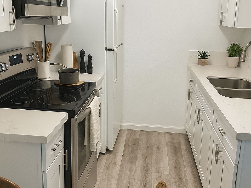 1st image of 5480 Imperial Ave #31