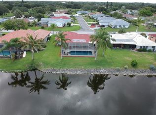1028 E Gondola Dr, Venice, FL 34293