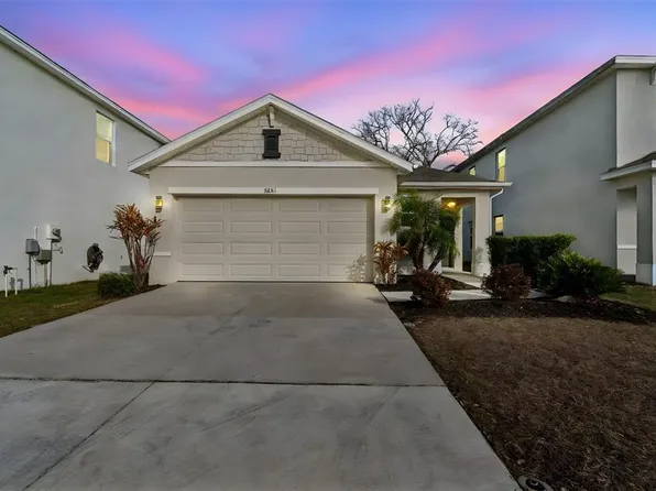 5221 Hillside Meadow Pl, Tampa, FL 33610