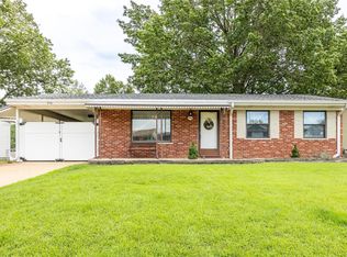 546 Wren Dr, Arnold, MO 63010