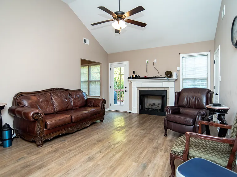 2865 Kettle Ct — Photo 12