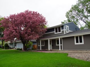 4913 Aspasia Ln, Edina, MN 55435