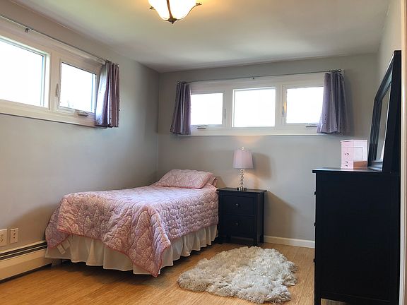 2nd image of 131 Donna Lea Blvd