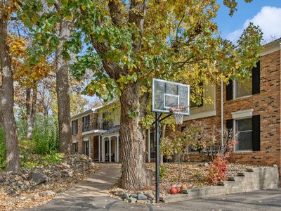 1345 Crestridge Ln APT 203, Eagan, MN, 55123