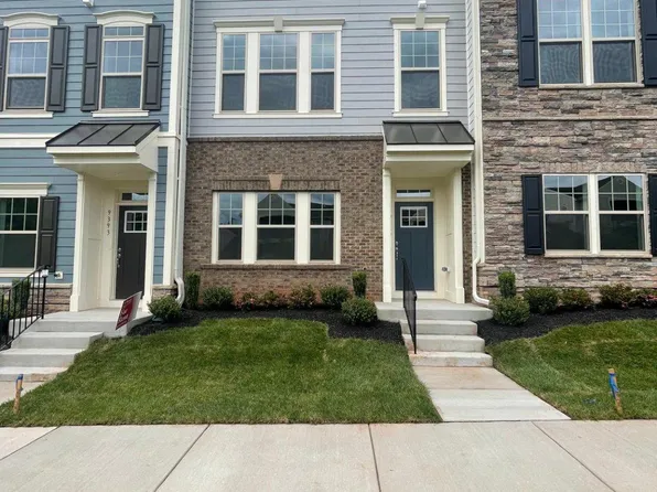 9389 Barnes Loop, Manassas, VA 20110