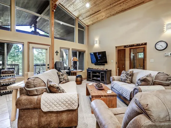 22 Valle Grande Trail N, Angel Fire, NM 87710