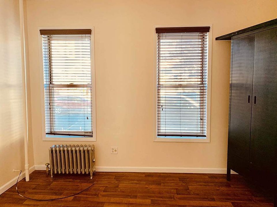 1st image of 3263 43rd St APT 1F
