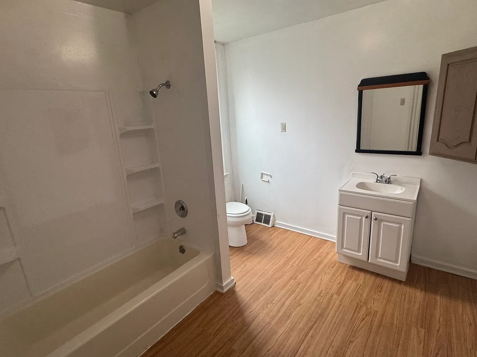 4 bed, 1555 sqft, $1,500 — Photo 4